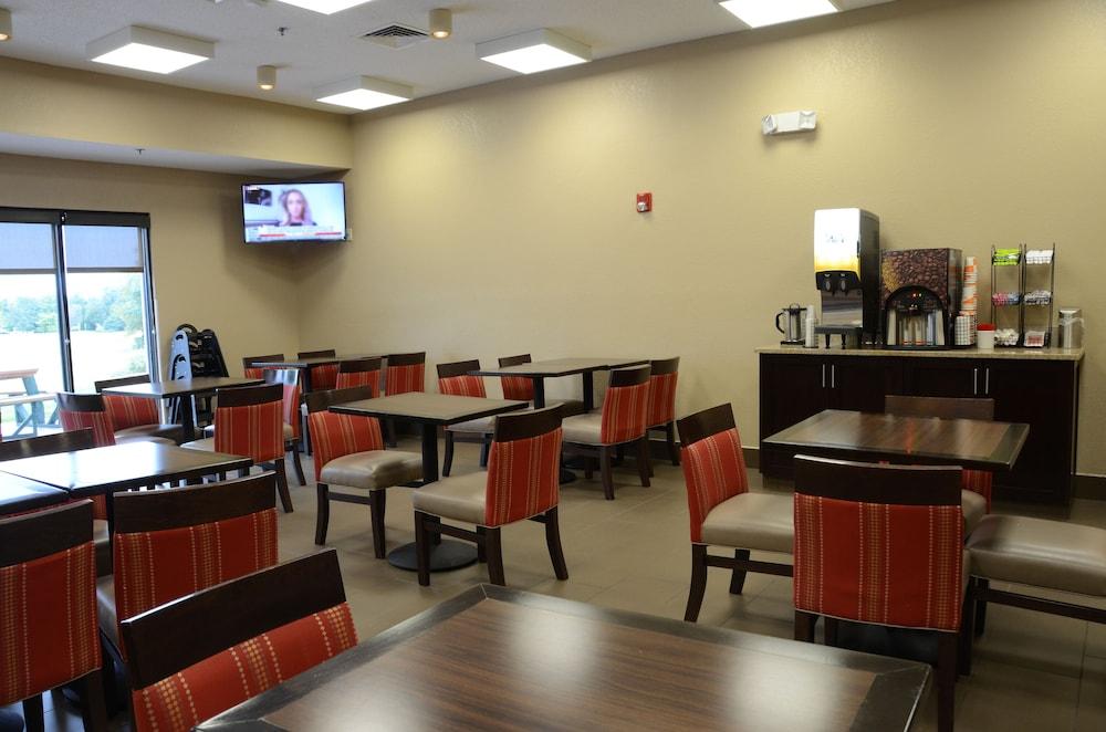 Comfort Inn & Suites Cave City Εξωτερικό φωτογραφία